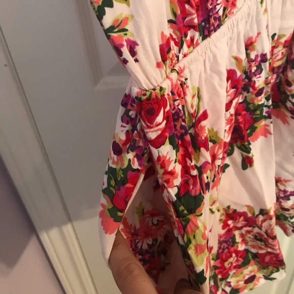 XS women’s open-back floral-printed romper - Picture 3 of 5